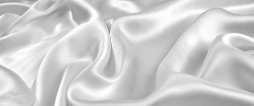 Glänzender Seiden-Satin-Stoff in Weiß Glänzender Seiden-Satin-Stoff in Weiß